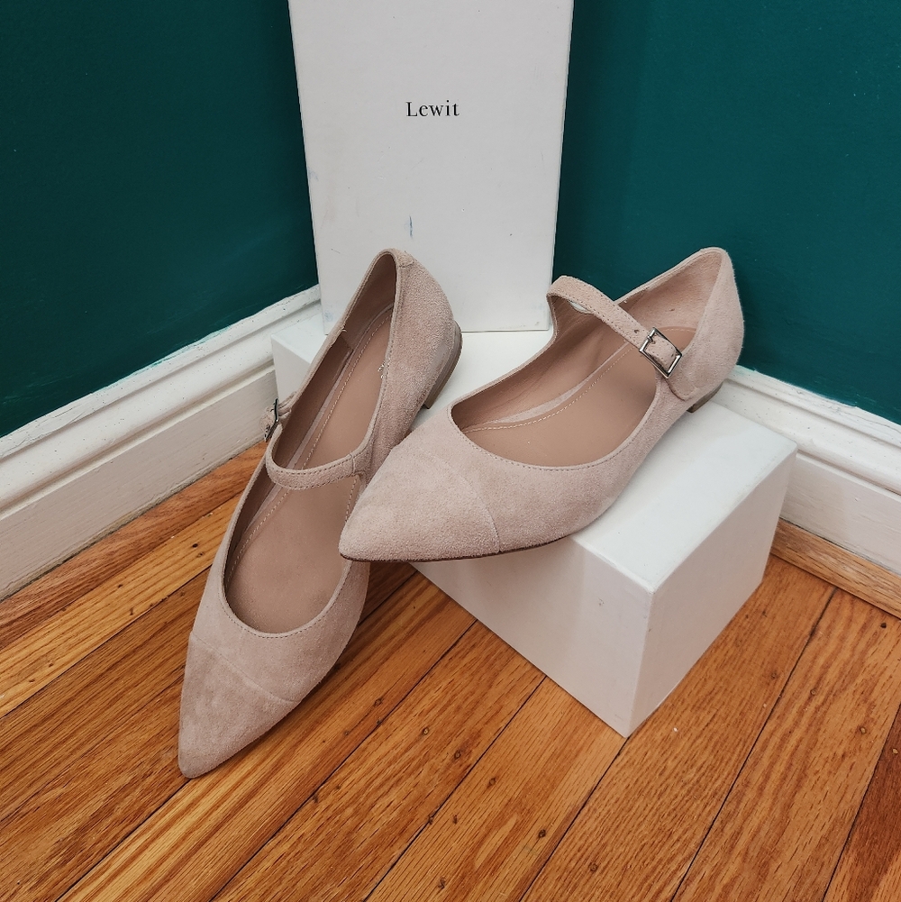 Lewit Carmella Women's Size 39.5 Taupe /Nude Suede Mary Jane Flats (US Size 9)